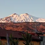 La Finestra Sull'etna Лингуаглосса