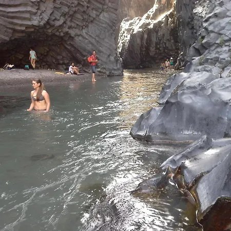 Dom wakacyjny La Finestra Sull'etna