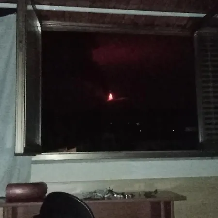 Дом отдыха La Finestra Sull'etna Лингуаглосса